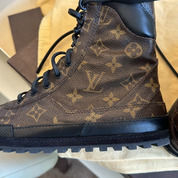 Louis Vuitton mon calfskin eldorado desert boots - Picture 8 of 9